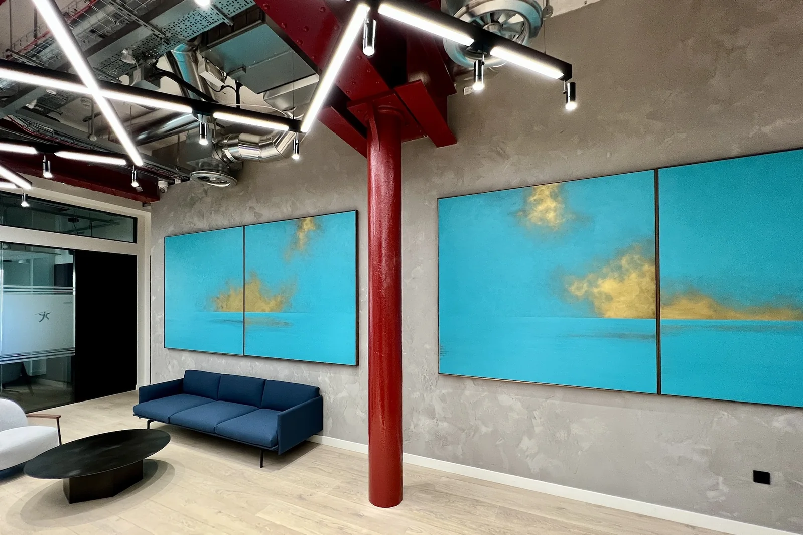 350 m² of industrial polished plaster